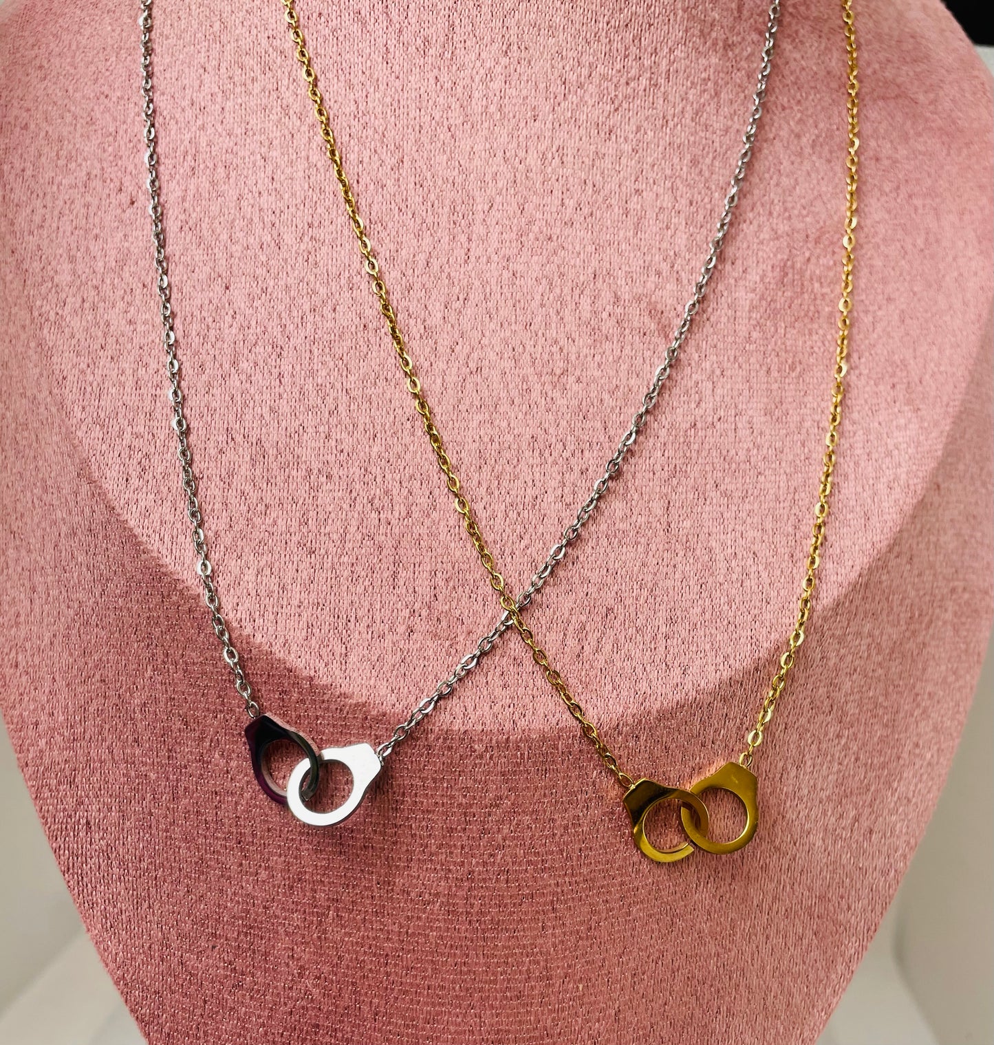 Collier Menottes