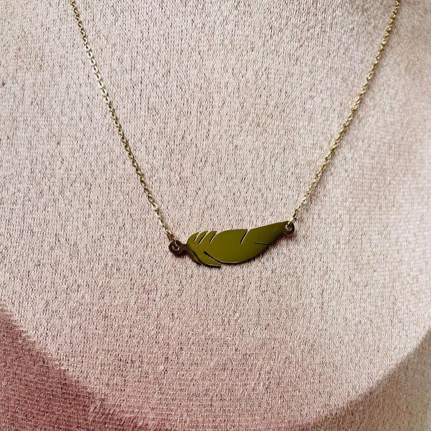 Collier Plume