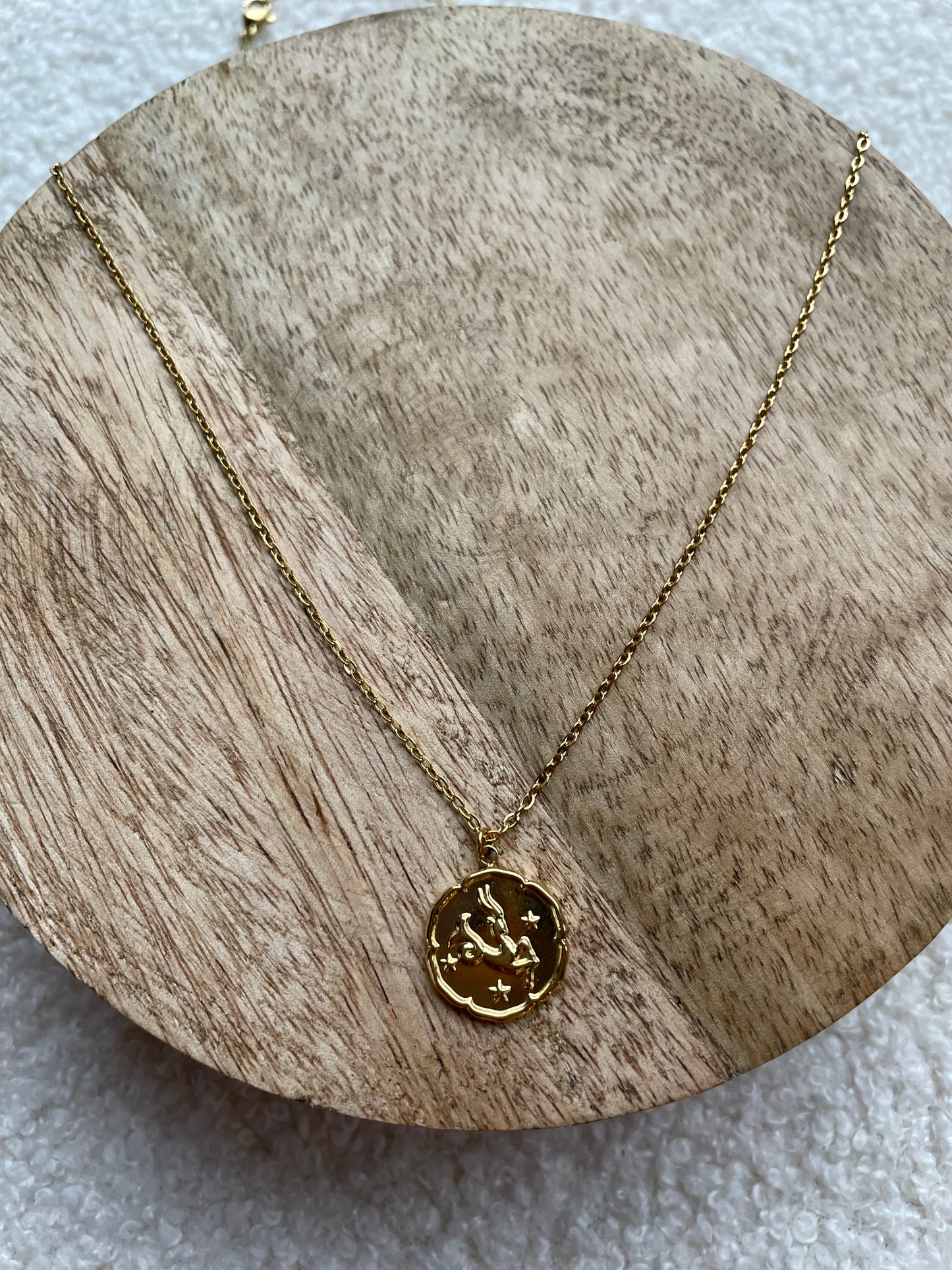 Collier Astro